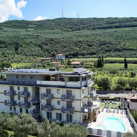Ecohotel Primavera מלון ריבה דל גארדה