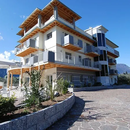 Ecohotel Primavera ריבה דל גארדה