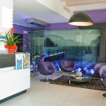 Ecohotel Primavera מלון ריבה דל גארדה